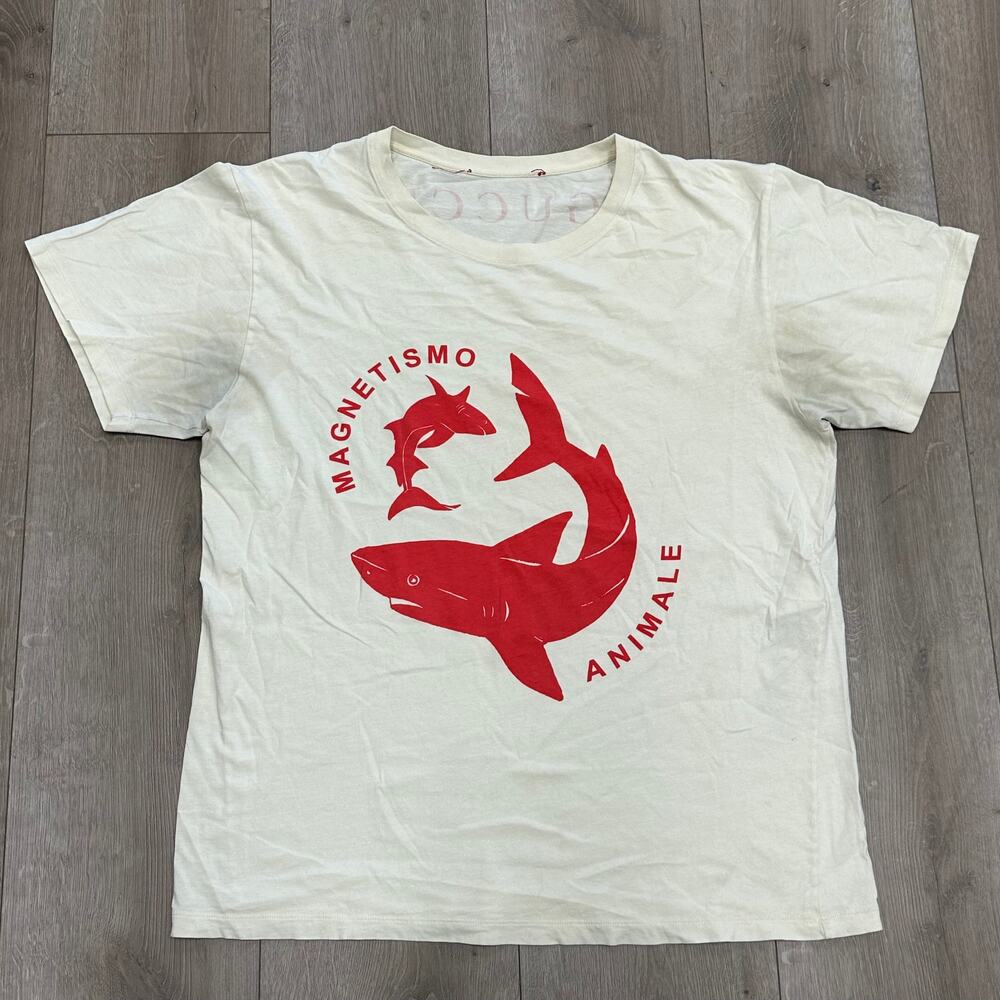 Gucci Magnetismo Animale Shark Tee T Shirt size Large L Cream B30